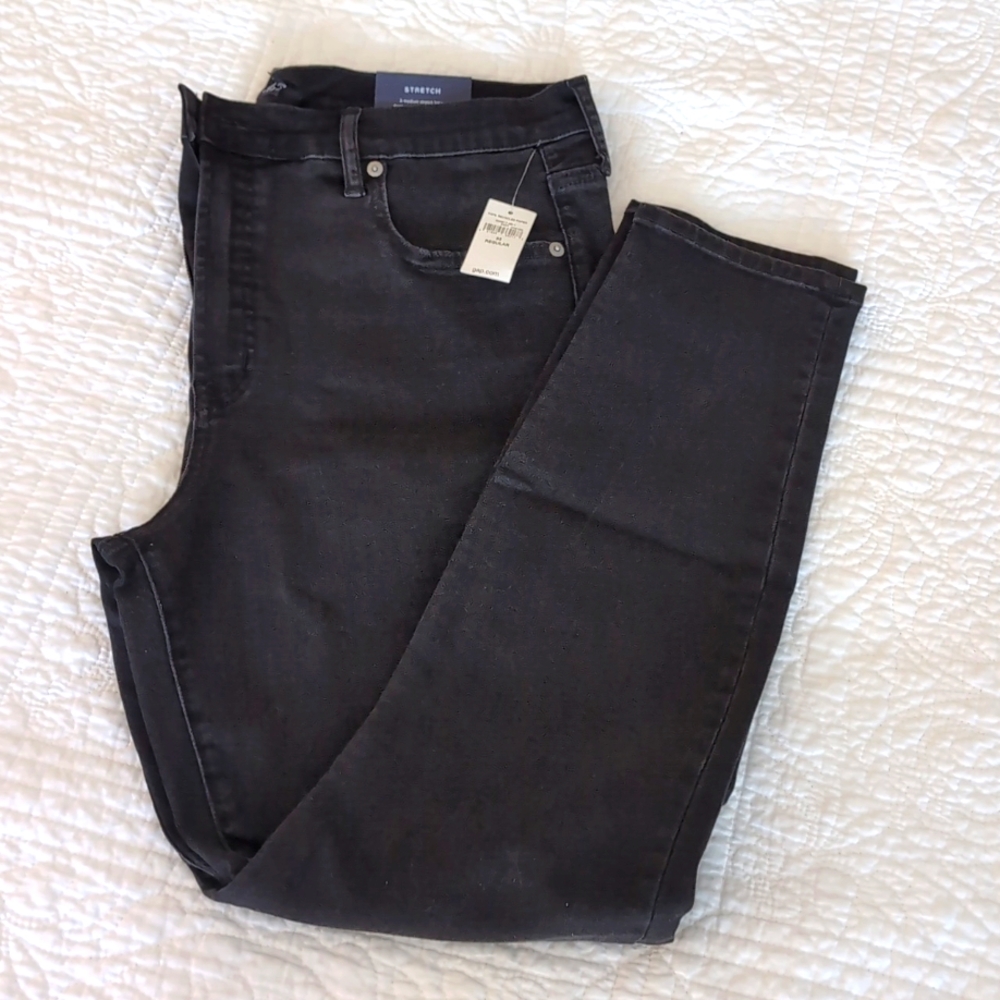 BNWT black size 33R skinny jeans